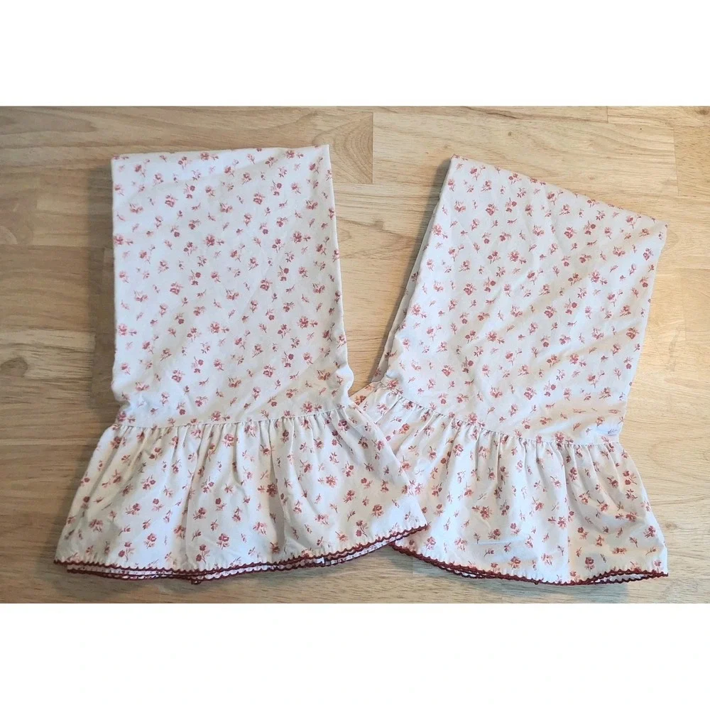 VTG Ralph Lauren Colchester Standard Pillowcases Pair Red Cream Floral Ruffled N